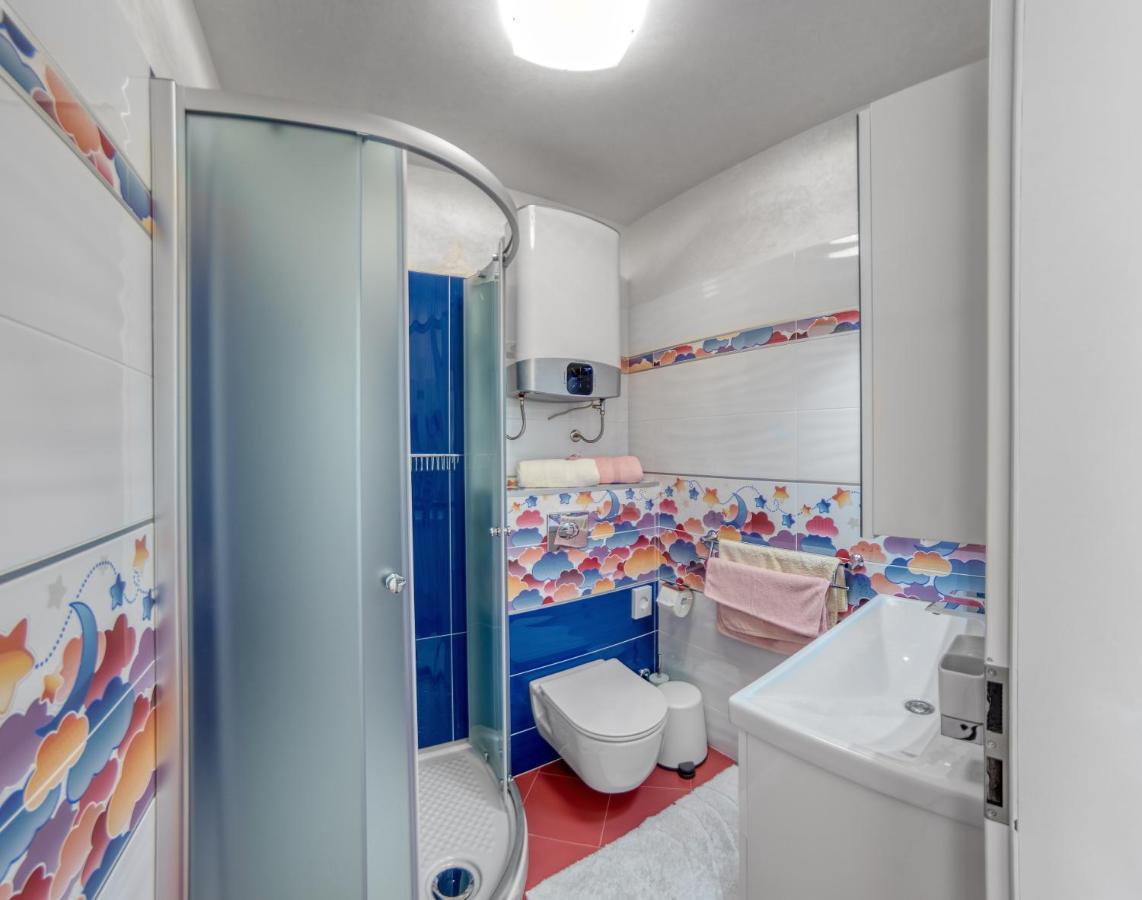 Guesthouse Residence Major Rovigno Esterno foto
