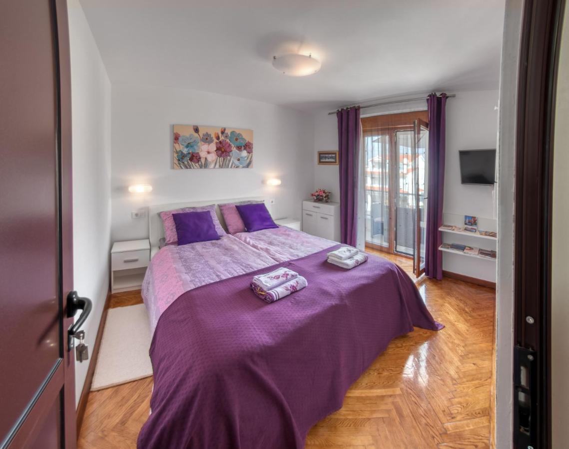 Guesthouse Residence Major Rovigno Esterno foto